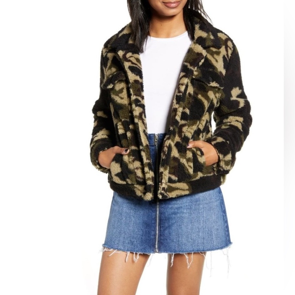 Blank Nyc Coat Teddy Trucker